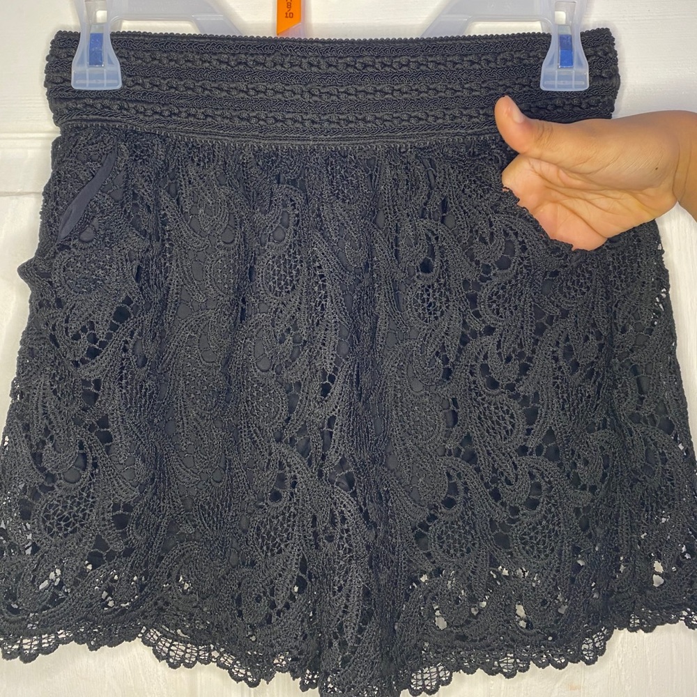 Sequence black shorts with pockets/ size Medium